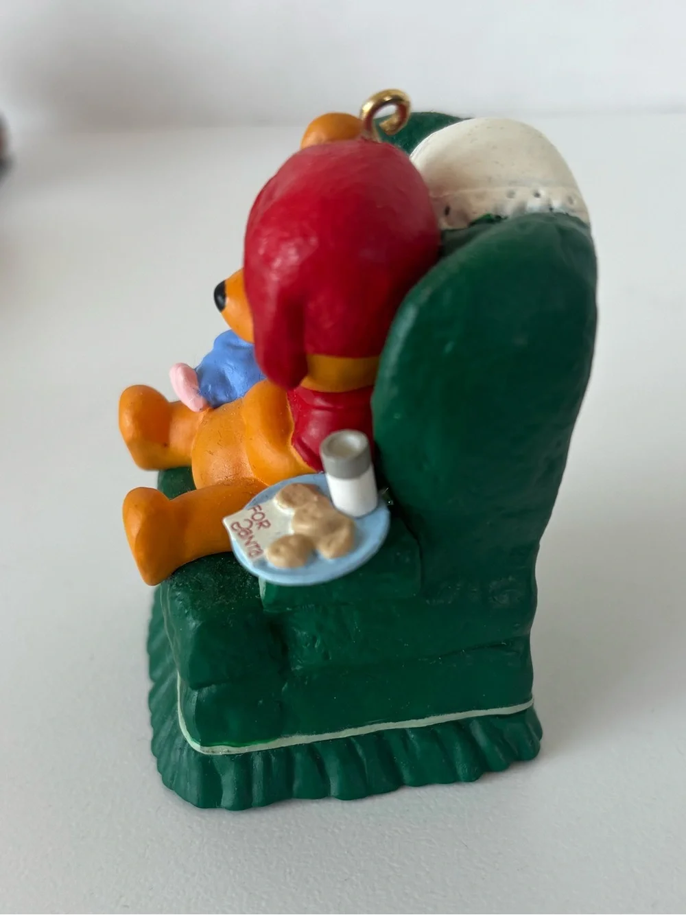 1997 Hallmark Keepsake Waitin' on Santa Winnie the Pooh Ornament